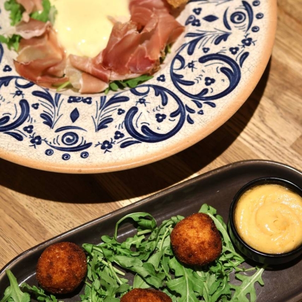 Le restaurant - Le Piccolino - Restaurant Montreuil-sur-Mer - top restaurant MONTREUIL-SUR-MER