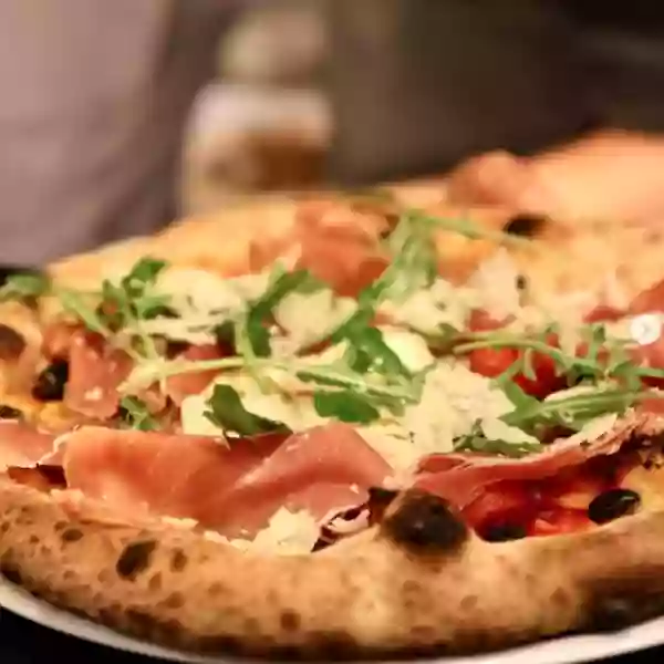 Les Pizzas - Pizzeria Montreuil-sur-Mer - Le Piccolino - restaurant AIX-EN-ISSART - meilleur restaurant MONTREUIL-SUR-MER